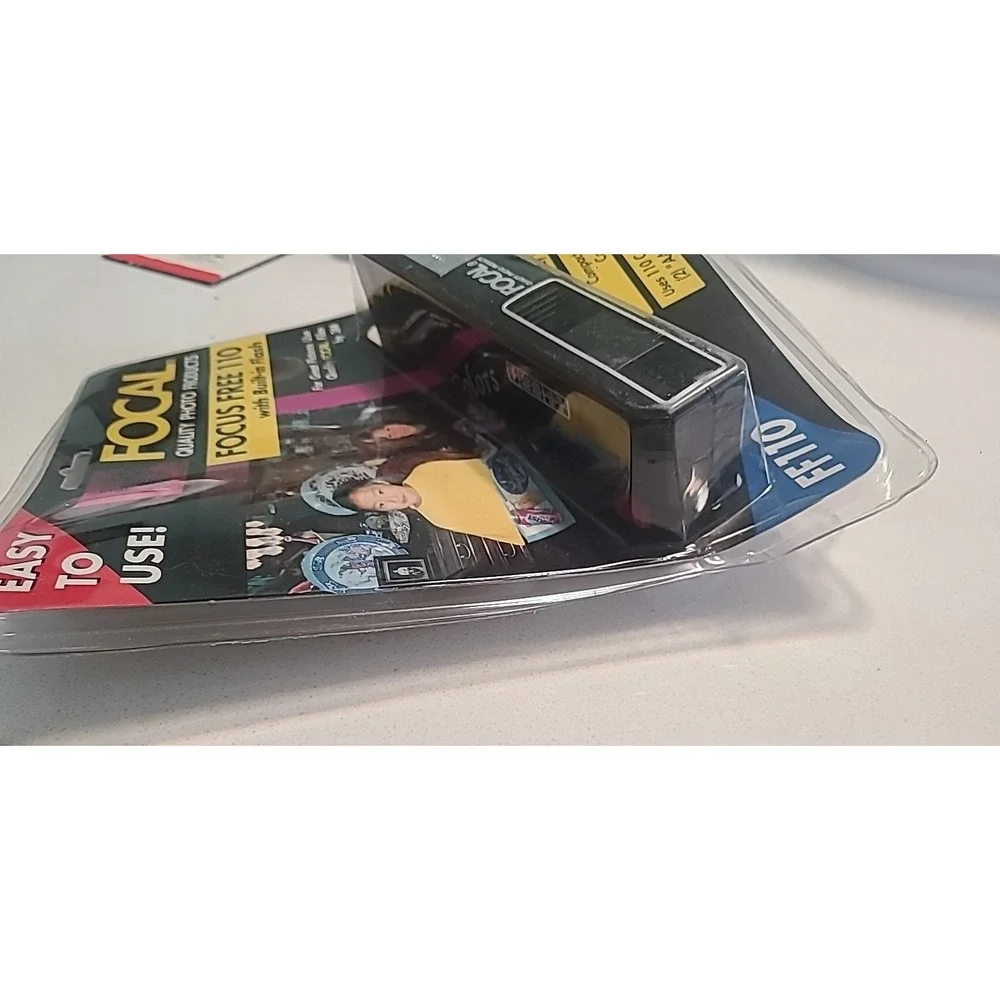 Vtg Kmart FF-10 Focus Free 110 Pocket Camera Flash NEW In Package TV Movie Prop